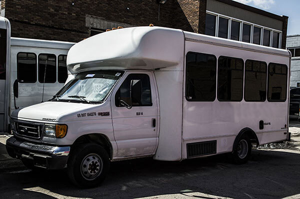 Shelby Township, Royal Oak, and Detroit limo service